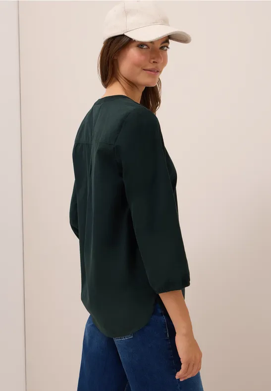 Cordbluse im entspannten Schnitt