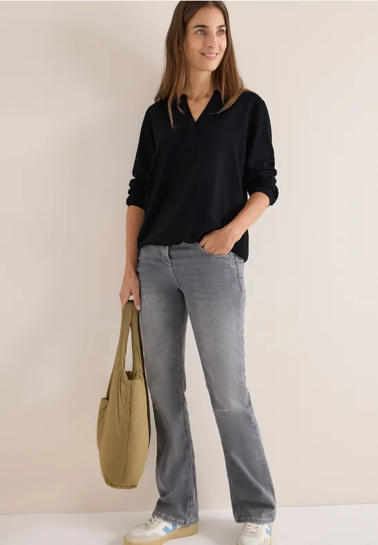 Elegante einfarbige Bluse mit Schlitzkragen