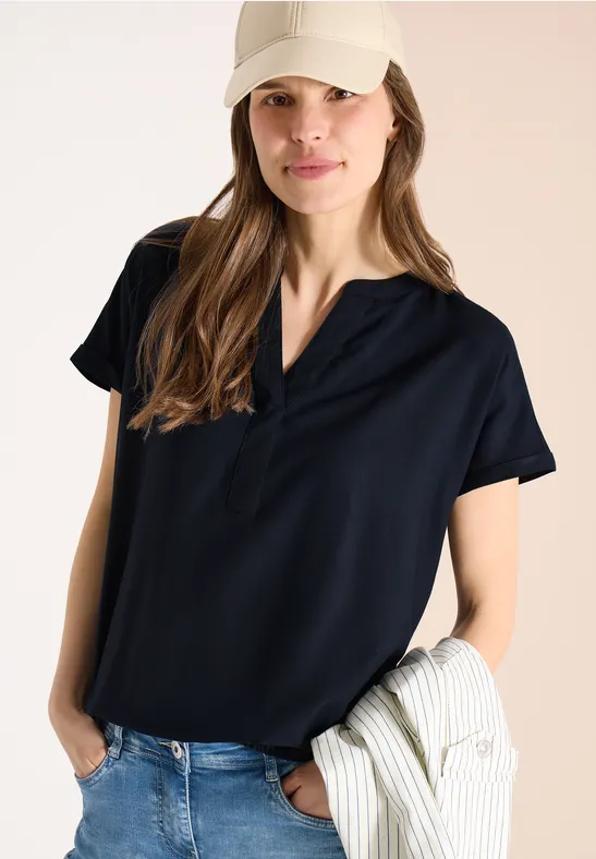 Marineblaue Bluse mit Schlitzkragen und kurzen Ärmeln