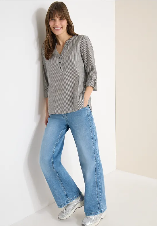 Gestreifte Seersucker Bluse mit Knopfleiste