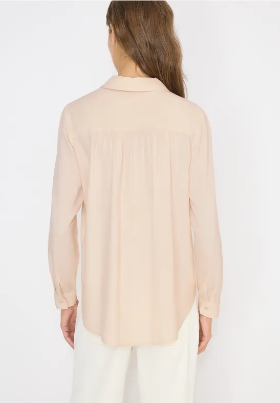 Klassisches Button-Down-Hemd in Beige