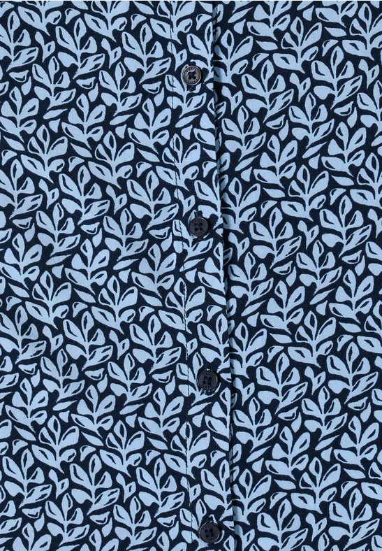 Bluse mit Blätterdruck und Knopfleiste