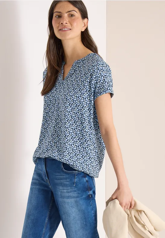 Bluse mit Blätterprint und Schlitzkragen