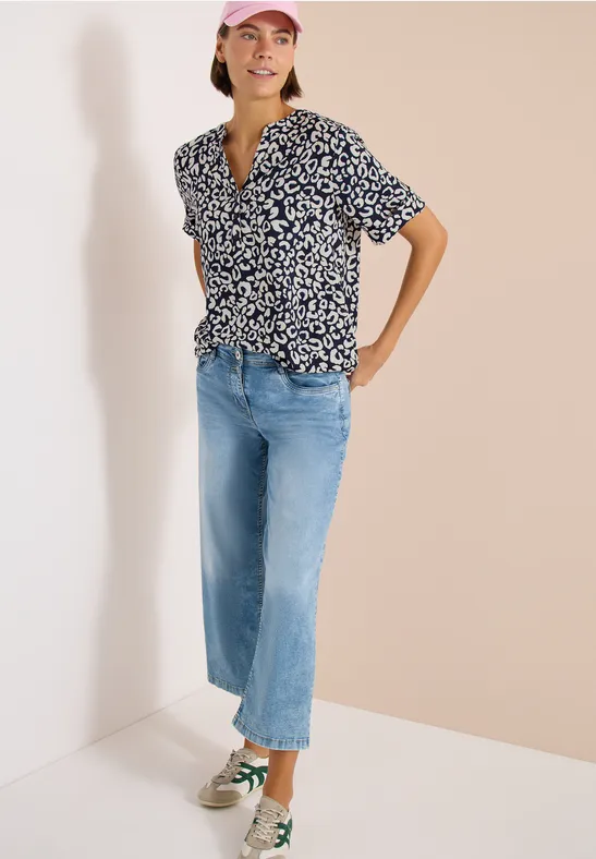 Kurzarmbluse mit Animal Print