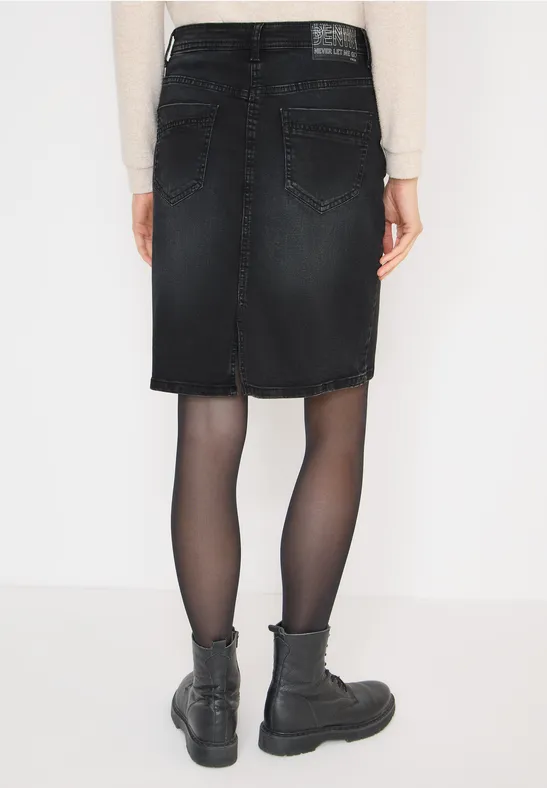 A-Linien Minirock aus Denim mit Nieten
