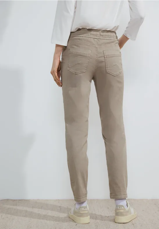 Beige Joggpants im Casual Fit