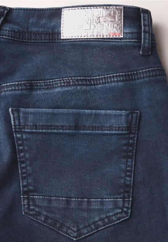 Jeans im Casual Fit mit schmalem Bein