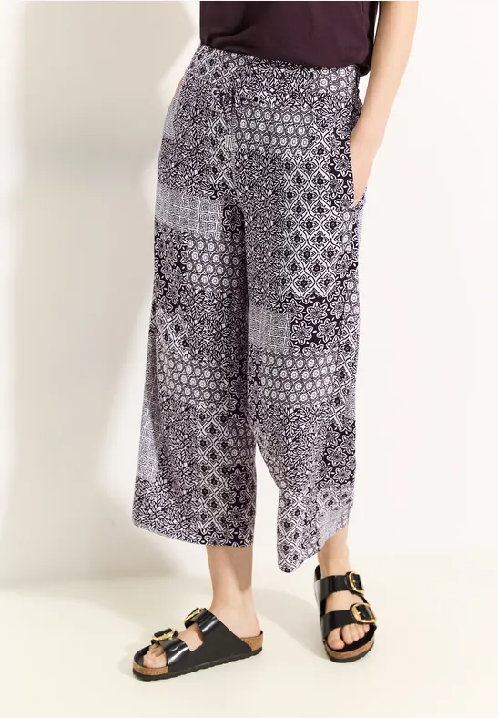 Patchwork-Hose mit verkürztem Bein