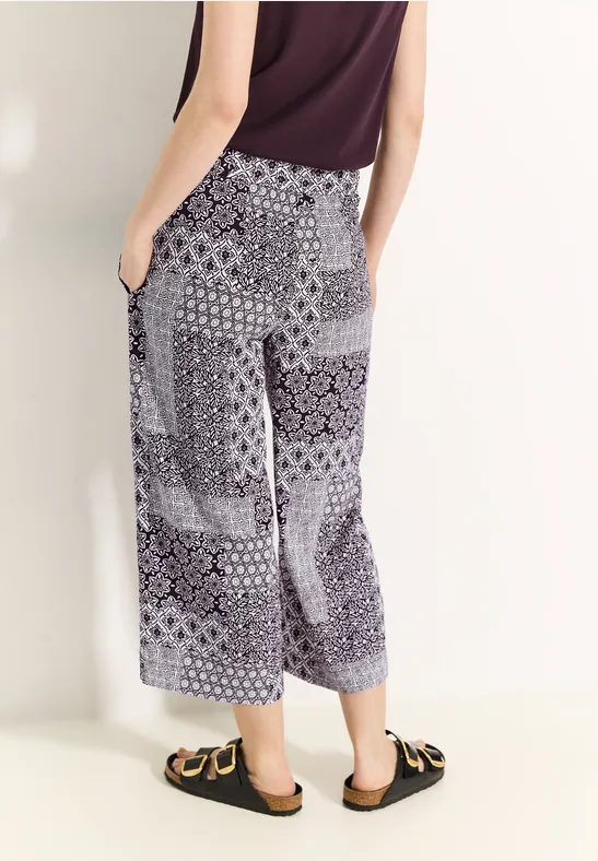 Patchwork-Hose mit verkürztem Bein