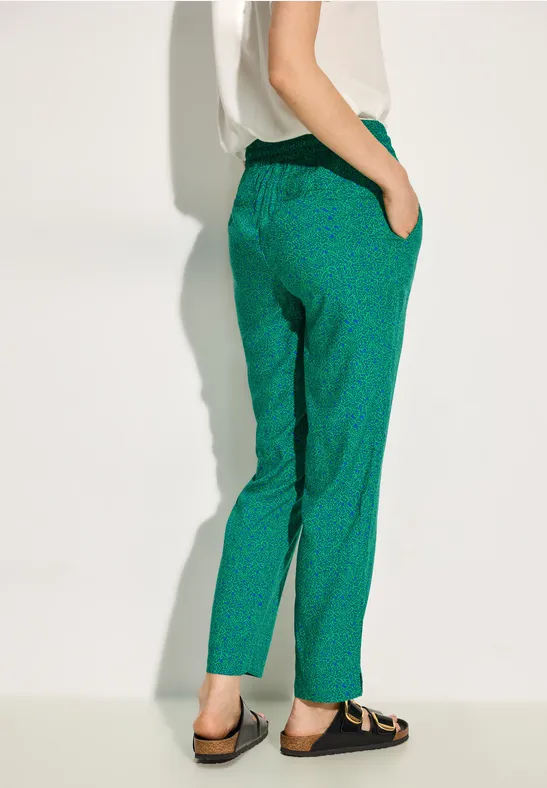 Grüne Joggpants mit Print und lässiger Passform
