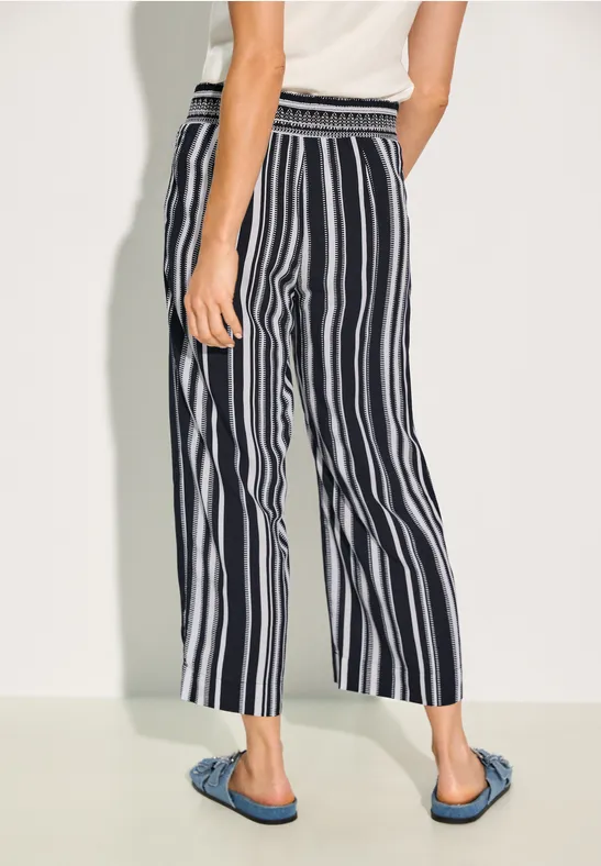Gestreifte, weitgeschnittene Cropped-Hose