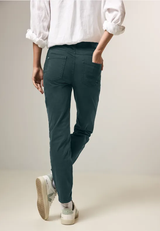 Schlanke Stretch-Baumwollhose