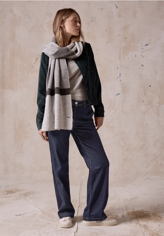 Damen Jeans Loose Fit in dunkler Waschung