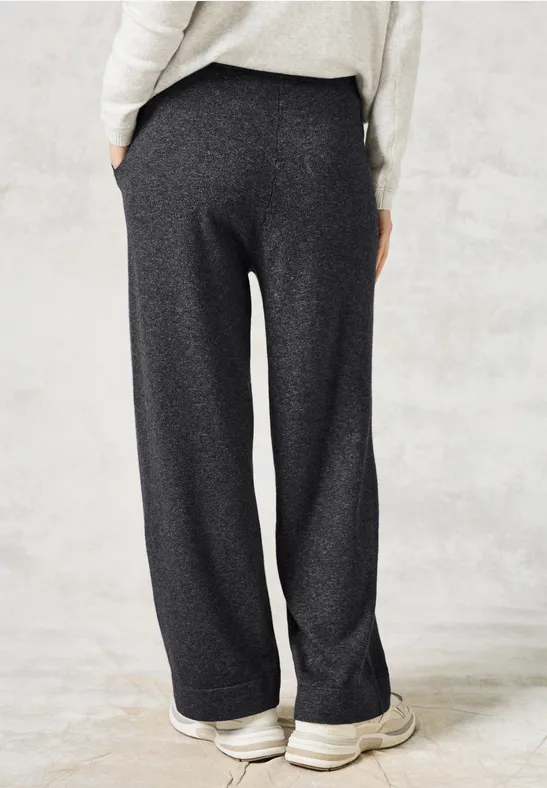 Lässige Strickhose mit weitem Bein
