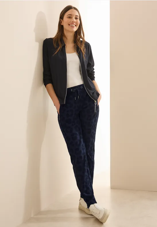 Damen Freizeithose mit Leopardenmuster