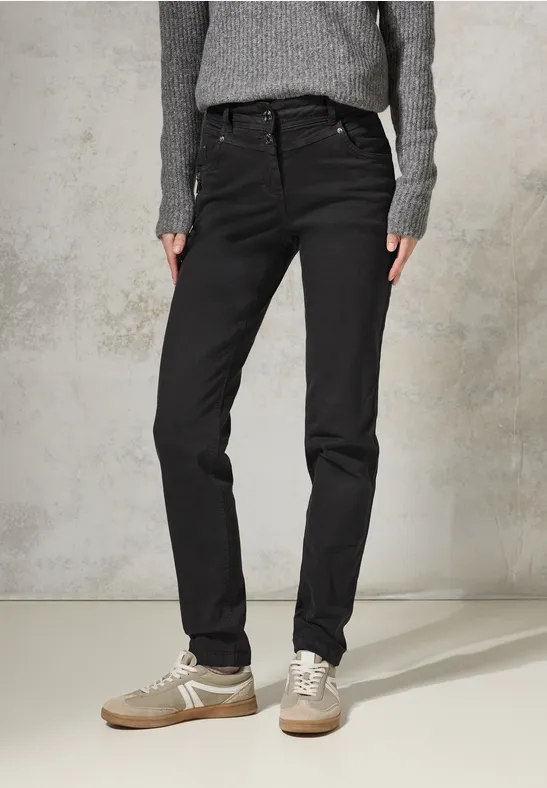 Schlanke Hose mit hoher Taille
