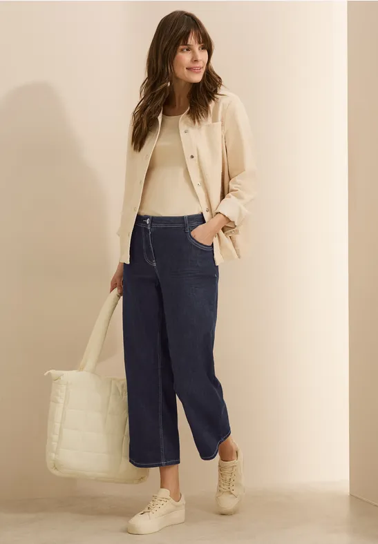 Cropped Jeans mit weitem Bein