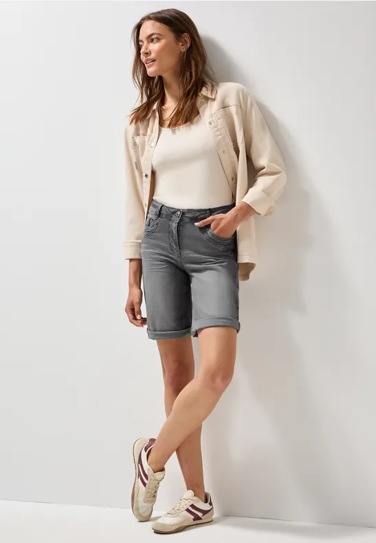 Lässige Denim Bermuda Shorts