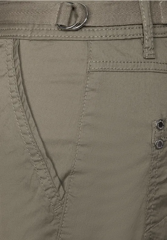 Lässige Cropped Cargo Hose