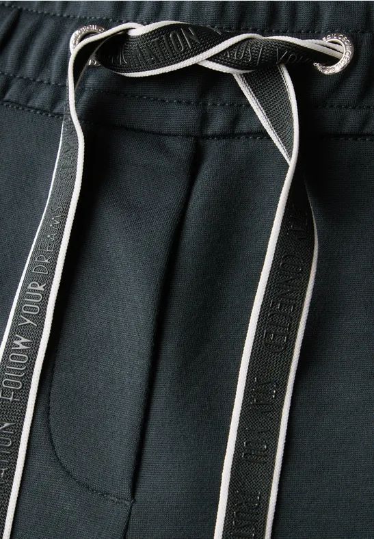 Lässige Hose mit Kordelzug