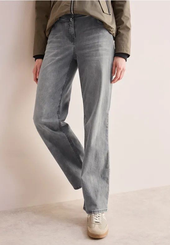 Wide Leg High Waist Jeans
