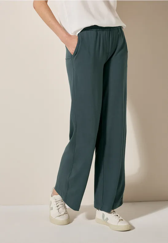 Weite Jerseyhose in Cropped-Länge