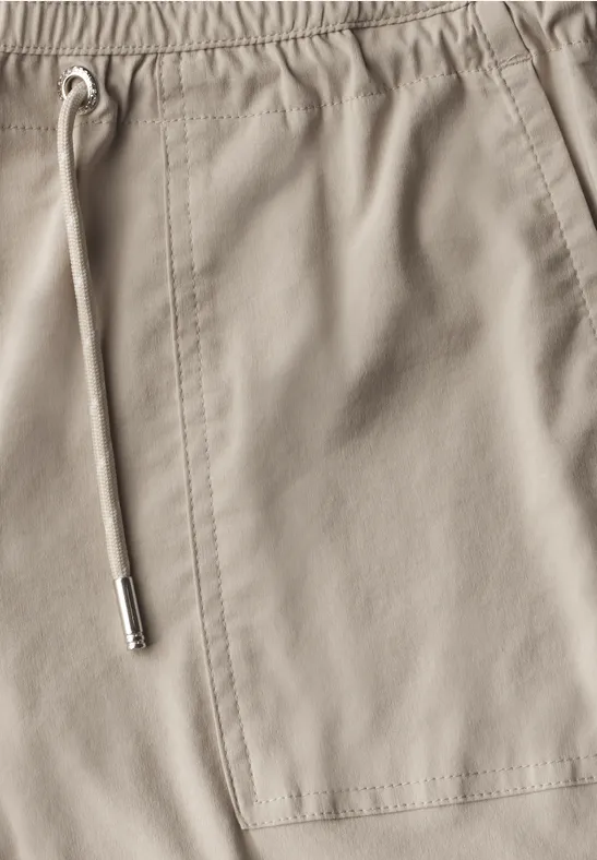 Hose mit Kordelzug und lässiger Passform