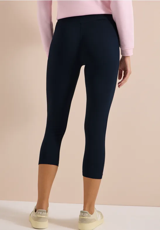 Essentielle, verkürzte Stretch Leggings