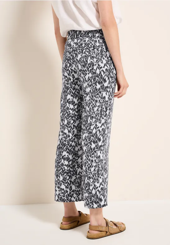 Weitbeinige, bedruckte Culottes