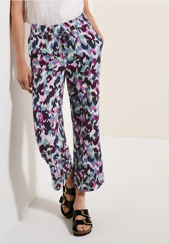 Weitbeinige, bedruckte Culottes