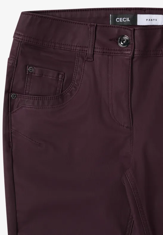 Schlanke Hose im Leder-Look