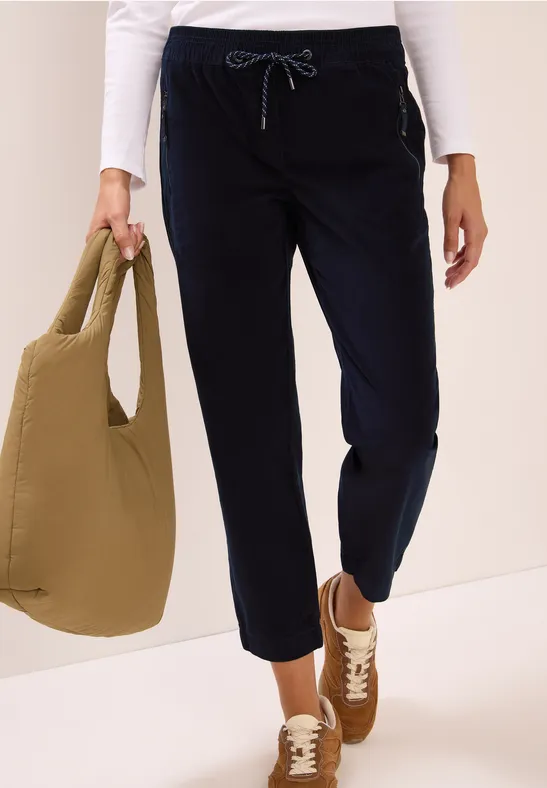 Cordhose im Casual Fit mit Reißverschlusstaschen