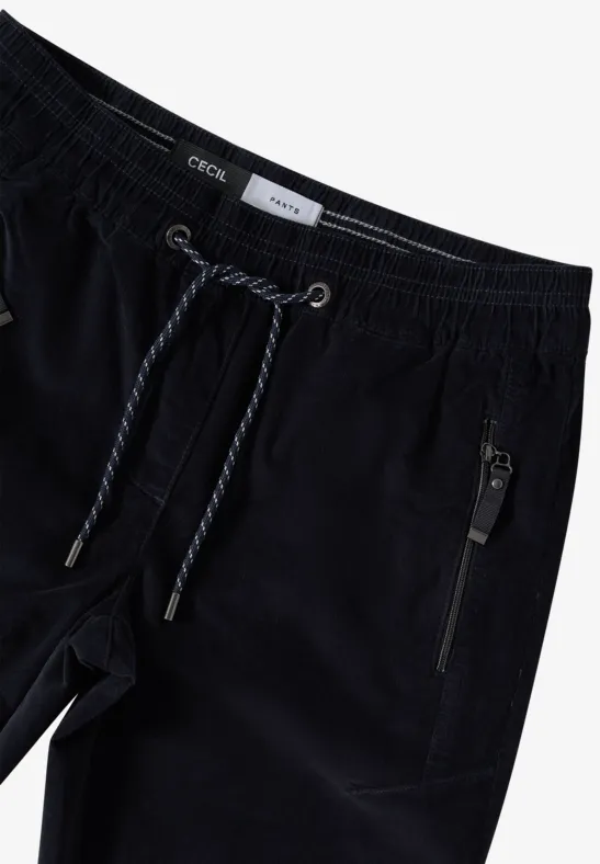 Cordhose im Casual Fit mit Reißverschlusstaschen