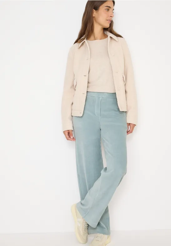 Cordhose mit weitem Bein