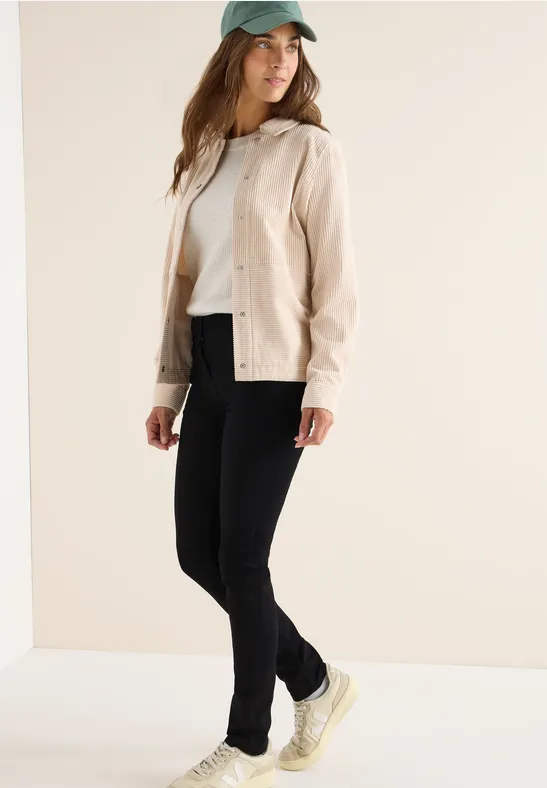 Schlank geschnittene High Waist Jeans