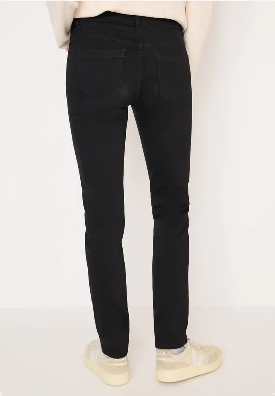 Schlank geschnittene High Waist Jeans