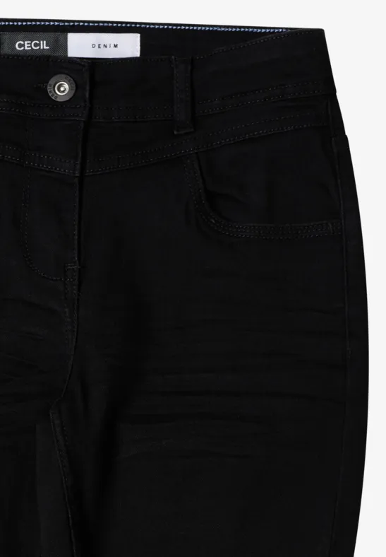 Schlank geschnittene High Waist Jeans