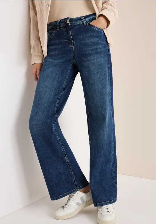 Cropped Jeans mit weitem Bein