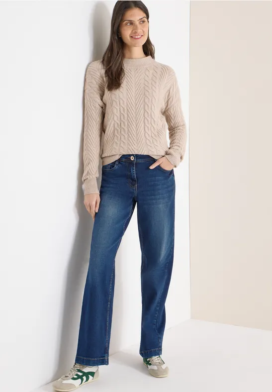 Cropped Jeans mit weitem Bein