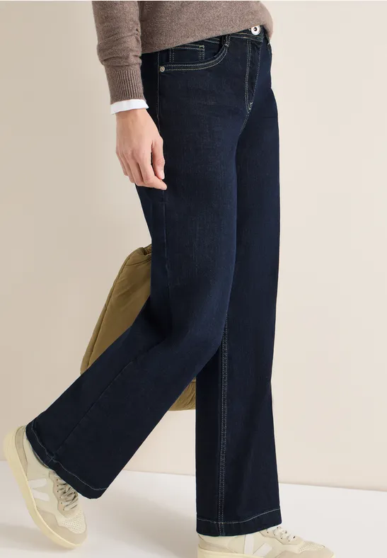 Cropped Jeans mit weitem Bein