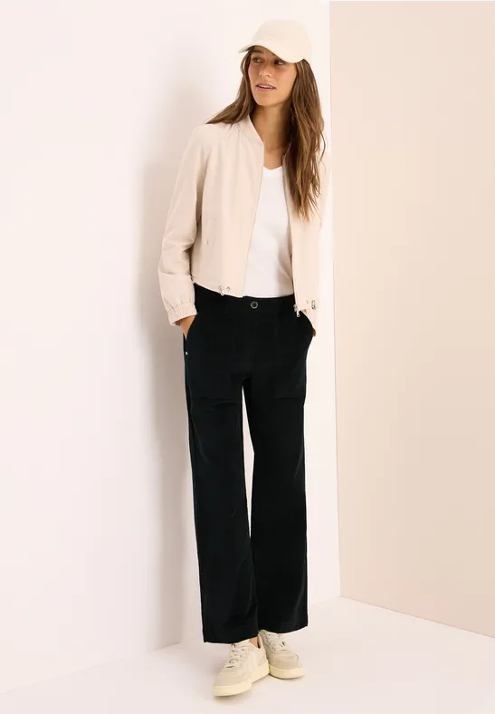 Damen Cordhose mit weitem Bein