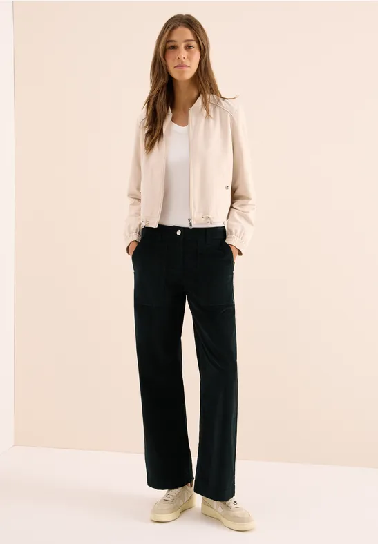 Damen Cordhose mit weitem Bein
