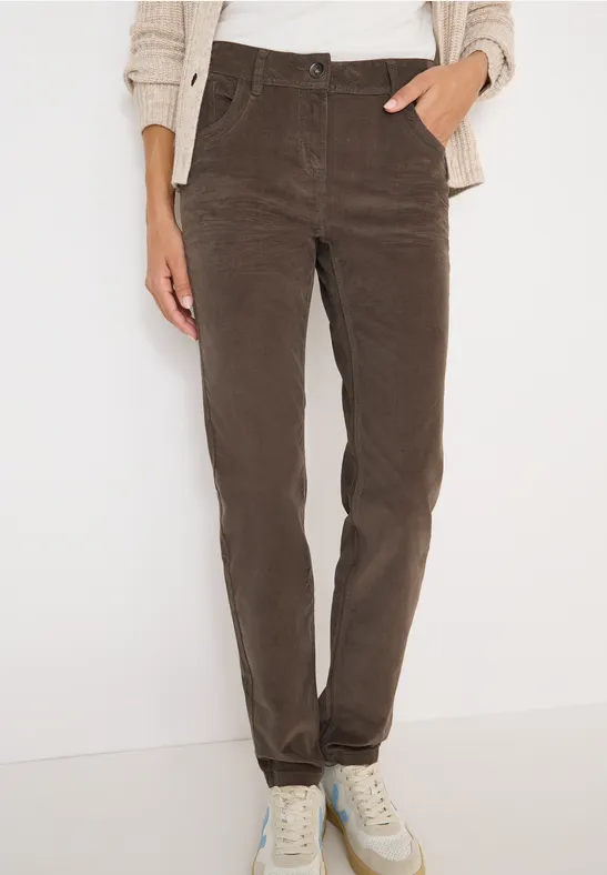 Schmal geschnittene Cordhose mit mittlerer Taille