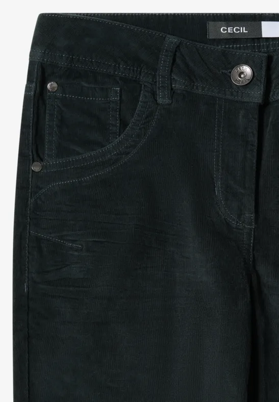 Schmal geschnittene Cordhose