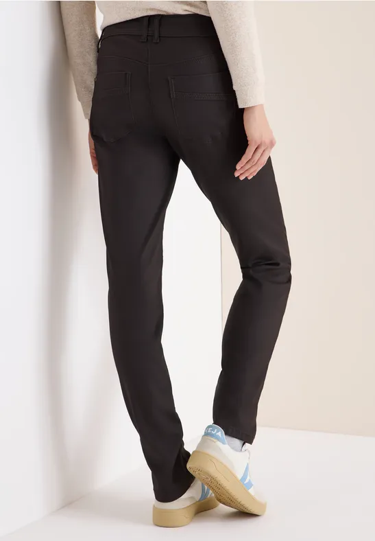 Braune Slim Fit Hose im Lederlook