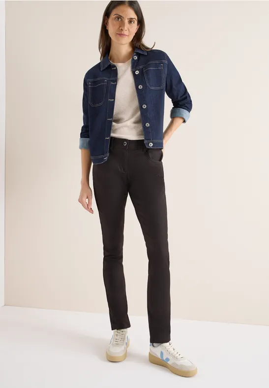 Braune Slim Fit Hose im Lederlook