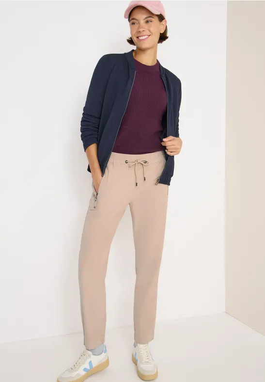 Cordhose mit lässiger Passform und Reißverschlusstaschen