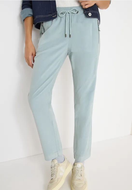 Lässige Cord-Jogginghose im Casual Fit