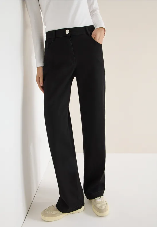 Weitgeschnittene Jeans mit hohem Bund