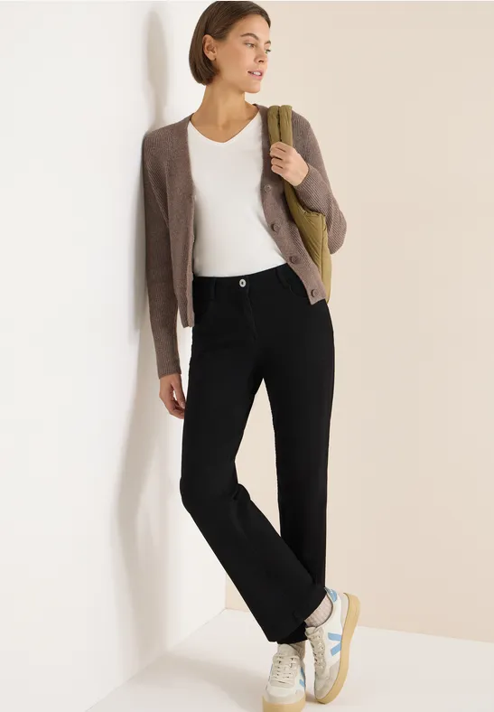 Weitgeschnittene Jeans mit hohem Bund